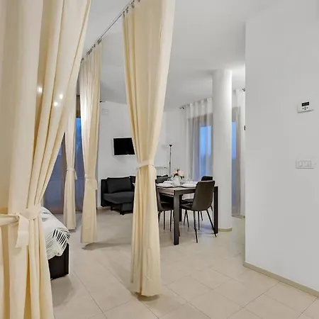 Private Parking-terrace10 Min To Linate Airport * Milan