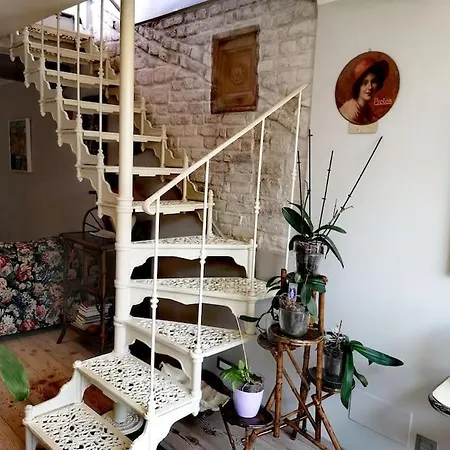 Lägenhet Centrale-luxury With Garden Terrace