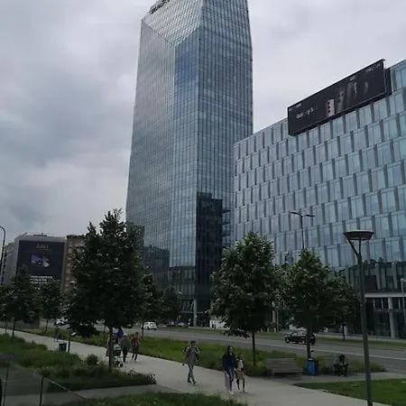 Centrale-luxury With Garden Terrace * Milano