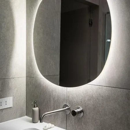 Luxury - Near Stazione