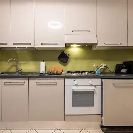 Cortivo House - Magenta 81