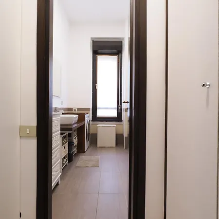 Mila Via Lecco * Milan