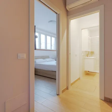 Affori M3 - Modern And Cozy *