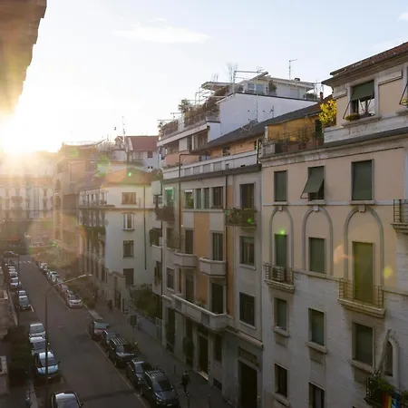 Guesthost - Casa Mimosa Διαμέρισμα *