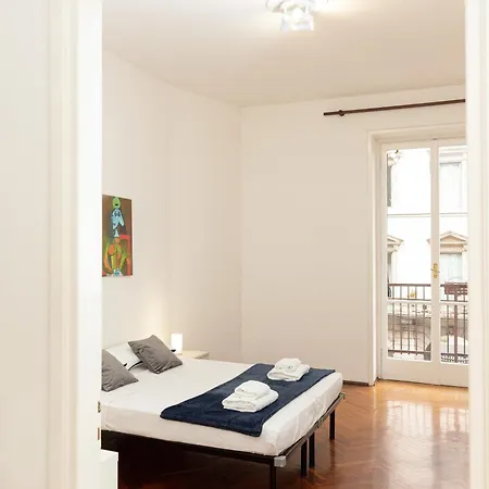 Daire Artstay - Exclusive In Porta Romana, Free Parking