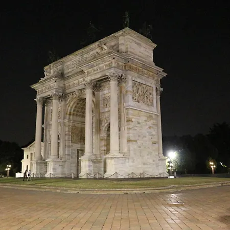 Charming Parco - Arco Della Pace - Perfect For 5 People * Милан