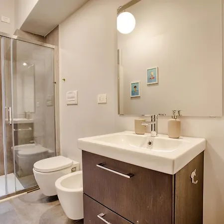 Just Urban Stays - Trilocale Di Charme Vicino Al Centro - M1 Wagner 아파트