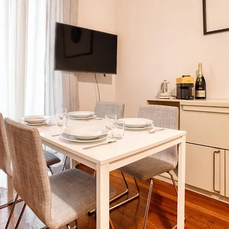 Just Urban - Charming 2br In Historic Building - M1 Wagner Apartman Milánó