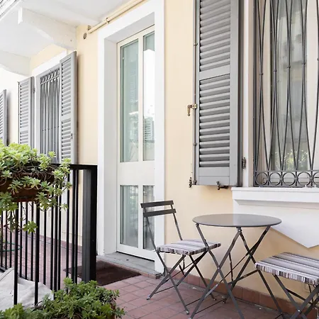 Elegante Bilocale In Montenapoleone - Brera * Milánó