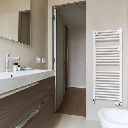 The Best Rent - One-bedroom In Moscova Apartment Mailand