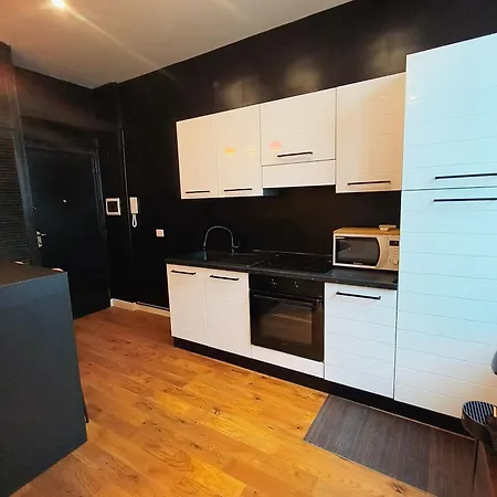 Designed 2 In Urban With Ac, Wifi And Subway شقة ميلان