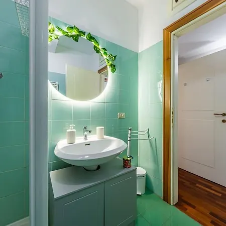 Close To Duomo Lovely City Center Flat *