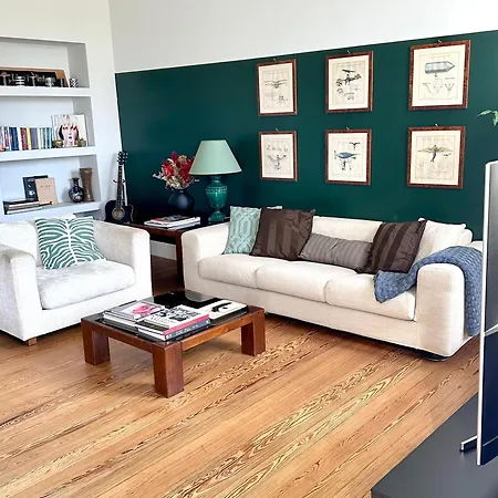 Ampio E Luminoso Bilocale Nel Centro Di 밀라노