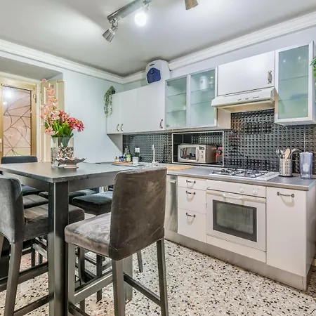 Pt.venezia M1 In50m-duomo10'-stazione 9' Apartamento Milão