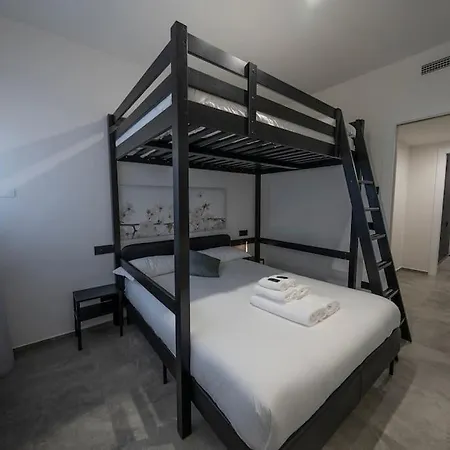 Apartment Vallarsa 10 - Int.02 *