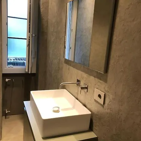 Апартаменты Duca Dei Navigli - Luxury In Милан