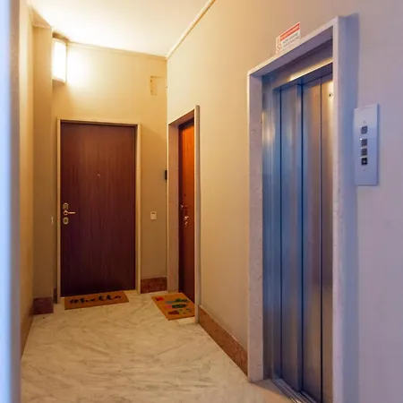 Apartmán Guesthost - Casa Giuliana Splendido Trilocale *