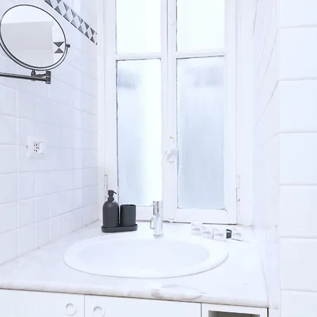 Easylife - - Lecco 5 P2 - In Porta Venezia Milánó