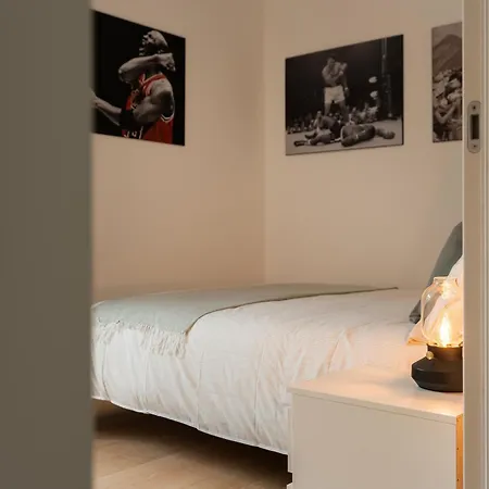 Santa Tecla Living Corti Di Bayres * Милан