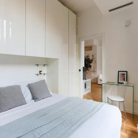 The Rent - One-bedroom Near Crocetta * Милан
