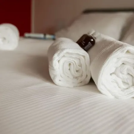 Hacca Collection - Bocconi, Porta Romana 2br Apartament