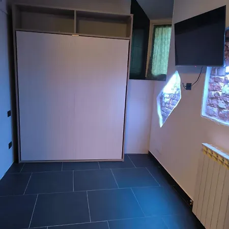 Pm 410 Via Delle Forze Armate Apartament Mediolan