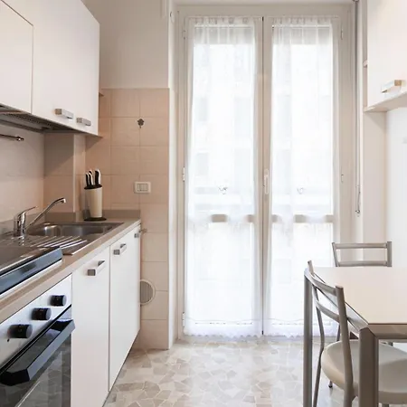 Italianway - Martinetti 21 B * Milan