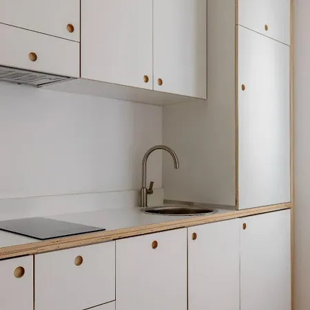 Homey Navigli شقة