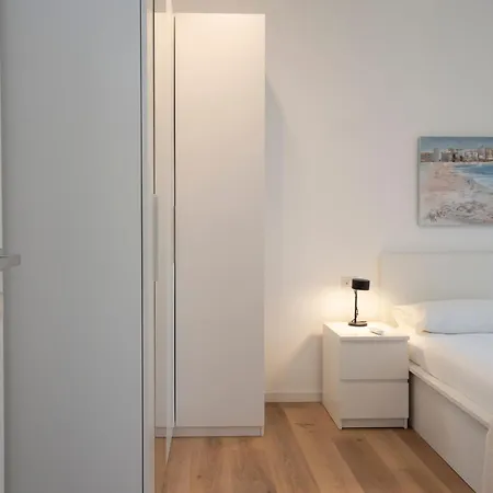 Apartment Ihost Flat - Giambellino 131-1 *