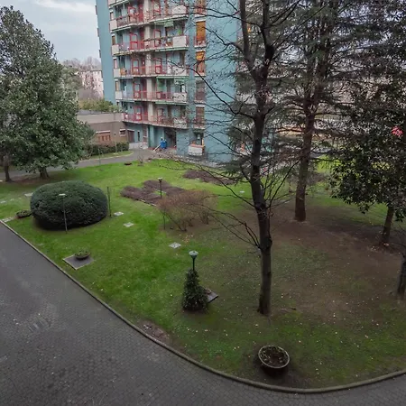 Apartament Ihost Flat - Giambellino 131-1 Mediolan