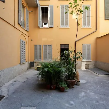 Hacca Collection - Open Space In Porta Ticinese