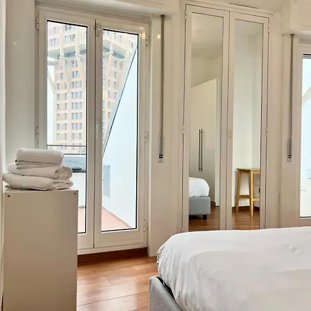 Comecasa 2 Bdr 450mt From Duomo