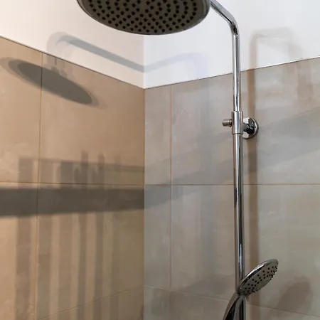 - Centro Storico Apartment