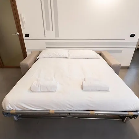 Splendido Quadrilocale Nel Cuore Dei Navigli Appartement Milaan