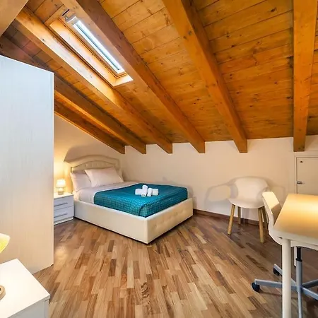 Ampio Quadrilocale Navigli/forum + Free Parking