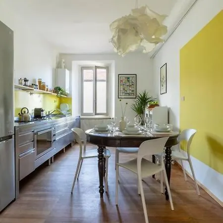 Arco Della Pace Charm Apartman