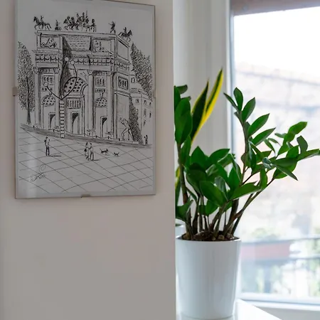 - Centro Storico Apartment Milan