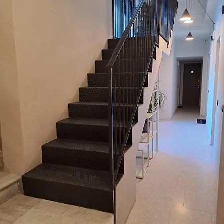 Apartamento Guesthost - Magenta Long Let Apts *
