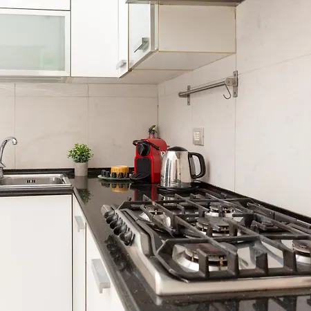 Artstay - Exclusive Apt, Free Parking, Metro, Tram Appartamento Milano