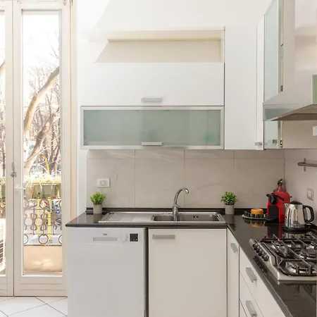 Artstay - Exclusive Apt, Free Parking, Metro, Tram * Milão