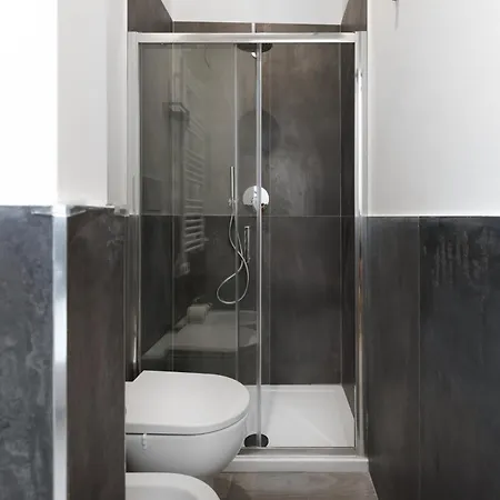 Fondazione Prada-navigli 15 Minutes To Duomo By Metro * מילאנו