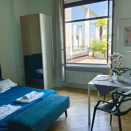 Penthouse 5 Min From Duomo Di Apartment
