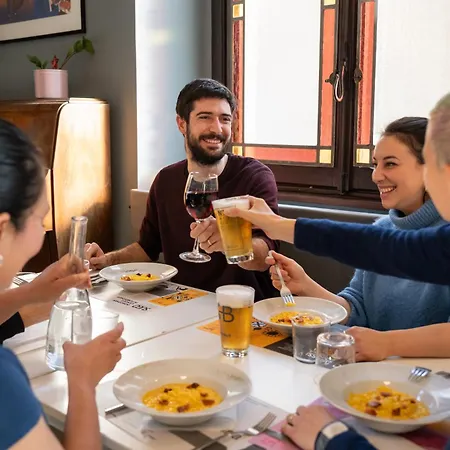 Hostel Babila & Bistrot Milano