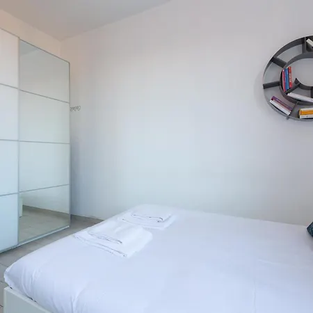 Easytopstay - Bocconi Cosy * Милан