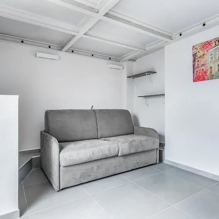 Niguarda Arganini 4pax- Wifi アパート *