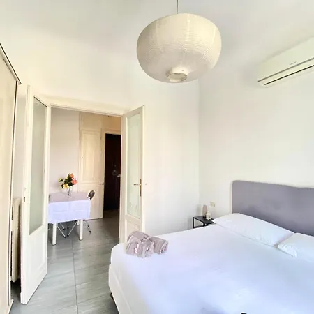 Porta-venezia/milano Centraleluxury Milan