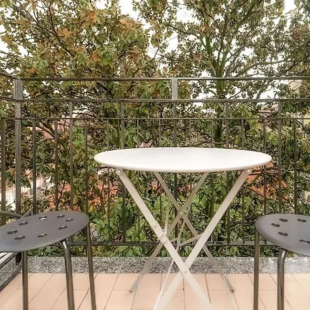 Trilocale Minimal Sui Navigli Apartment