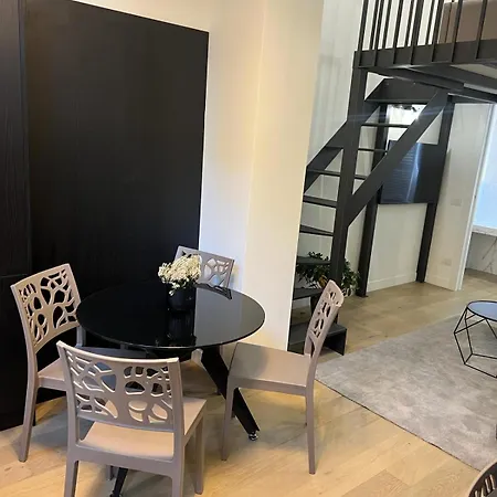 아파트 Cortivo House Perugino 8 밀라노