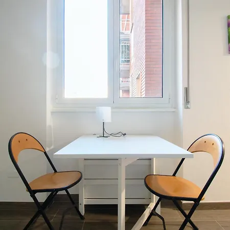 Zumbini44 - Navigli Cozy Flat Milan