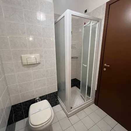 Apartment Trilocale Con Giardino Niguarda Mailand